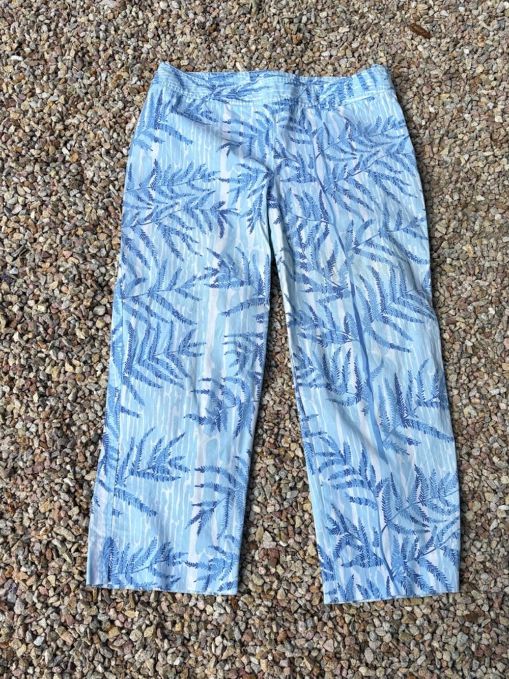 J. McLaughlin crop pants from "Tropical Leaf" series - size 10